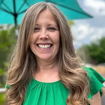 Elizabeth Baldwin: Assistant Communications Director